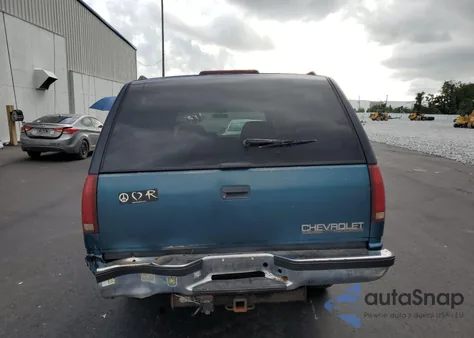 1994 Chevrolet Suburban K1500 from USA, damaged, VIN 1GNFK16KXRJ424318